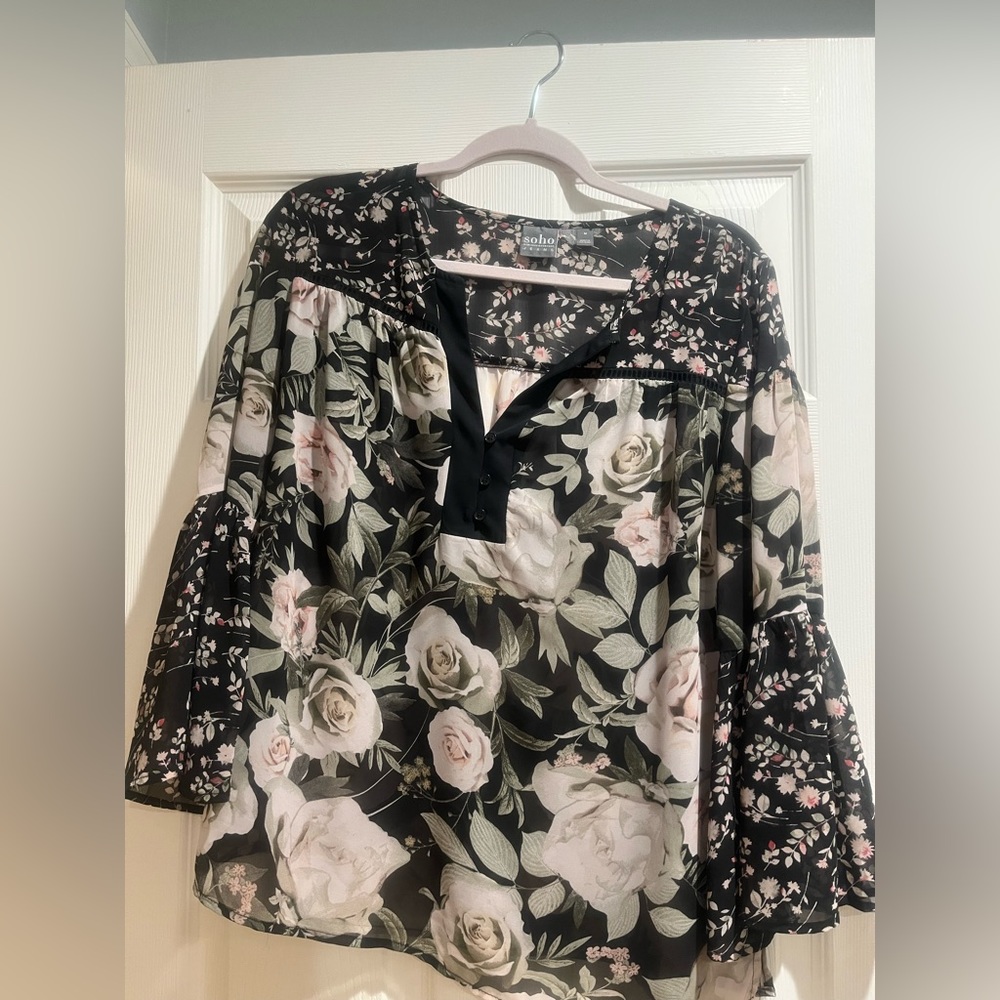Soho brand size M.  Long sleeve blouse